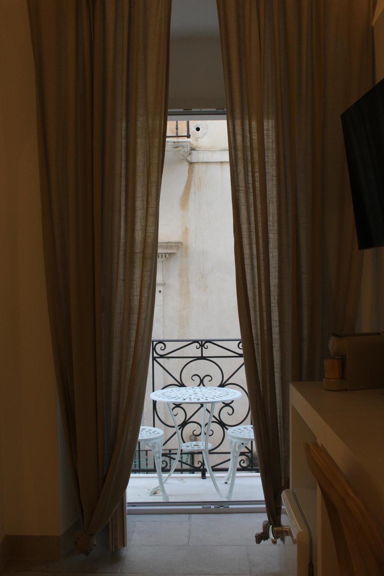 Donna Veneranda Bed and Breakfast Βιέστε Εξωτερικό φωτογραφία