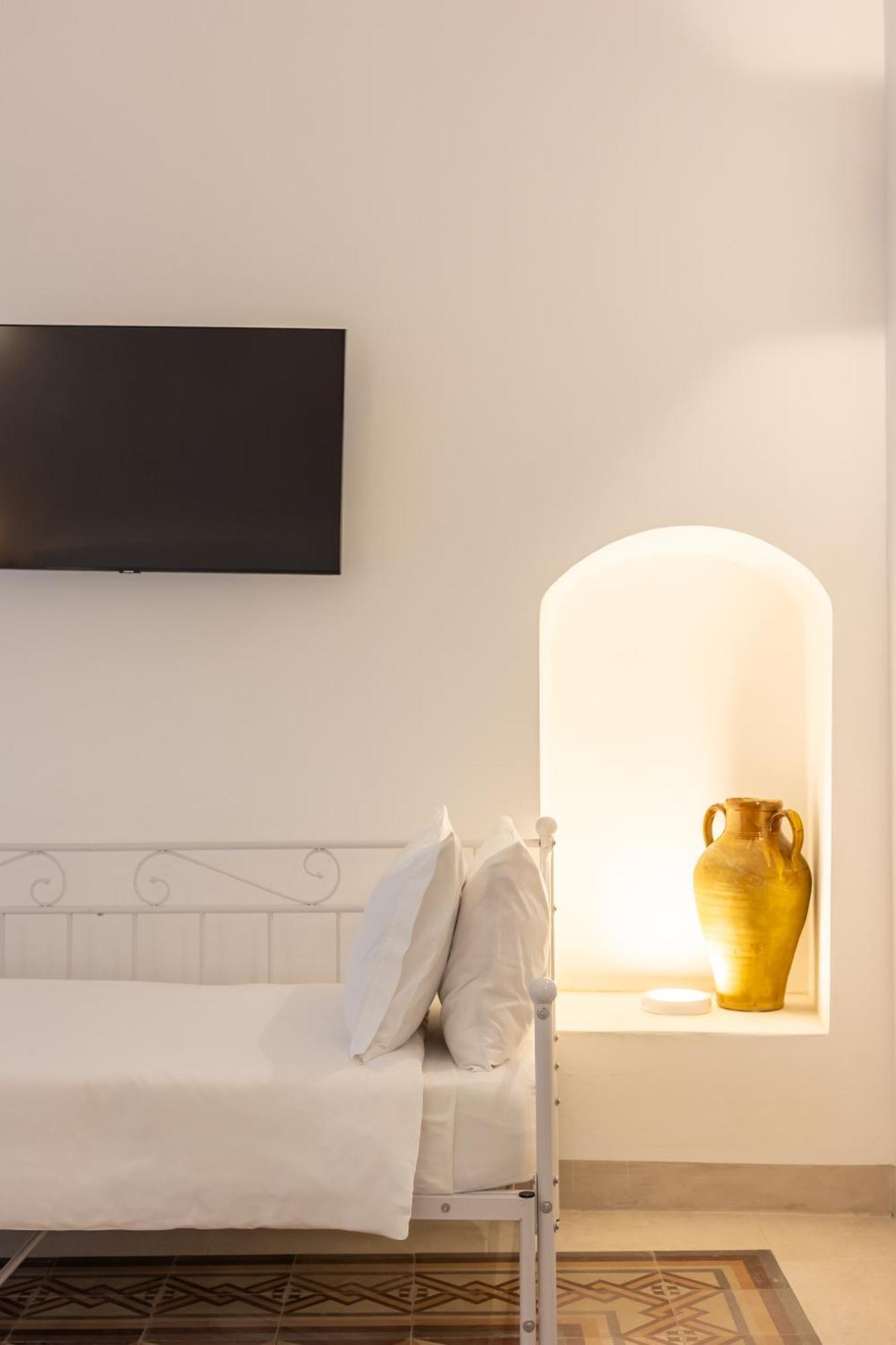 Donna Veneranda Bed and Breakfast Βιέστε Εξωτερικό φωτογραφία