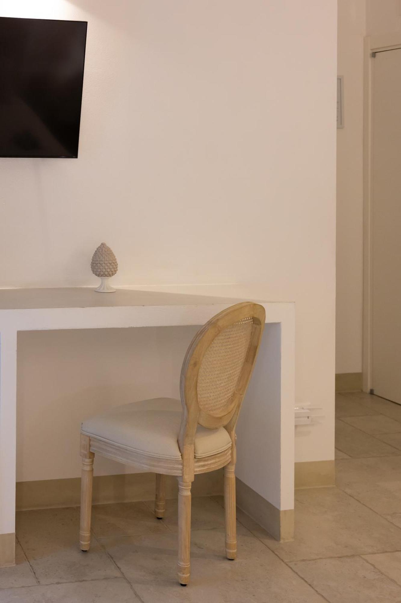 Donna Veneranda Bed and Breakfast Βιέστε Εξωτερικό φωτογραφία